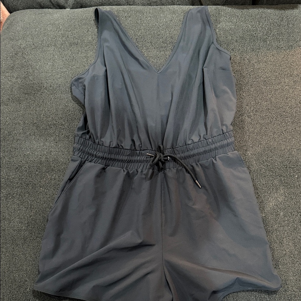 Abercrombie & Fitch Black V-Neck Top